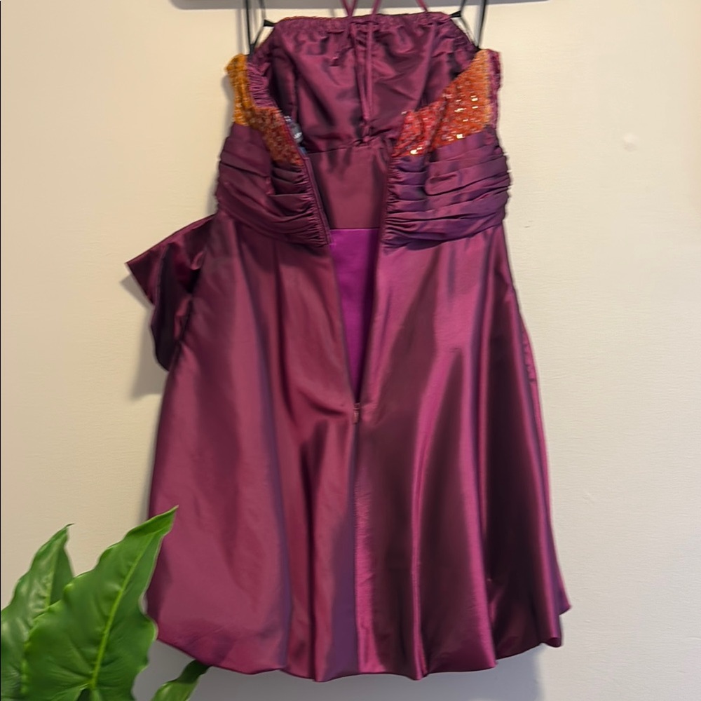 Alexia Admore Strapless Bubble Hem Mini Dress - Picture 10 of 14